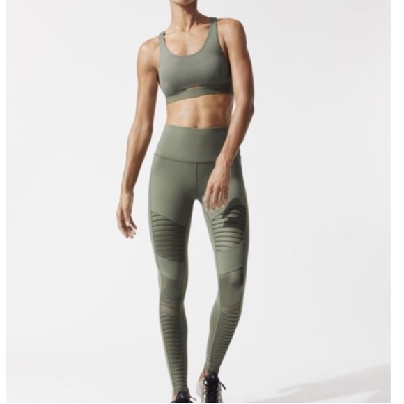 ALO Yoga Pants - ALO Yoga Sage Green Women's Leggings